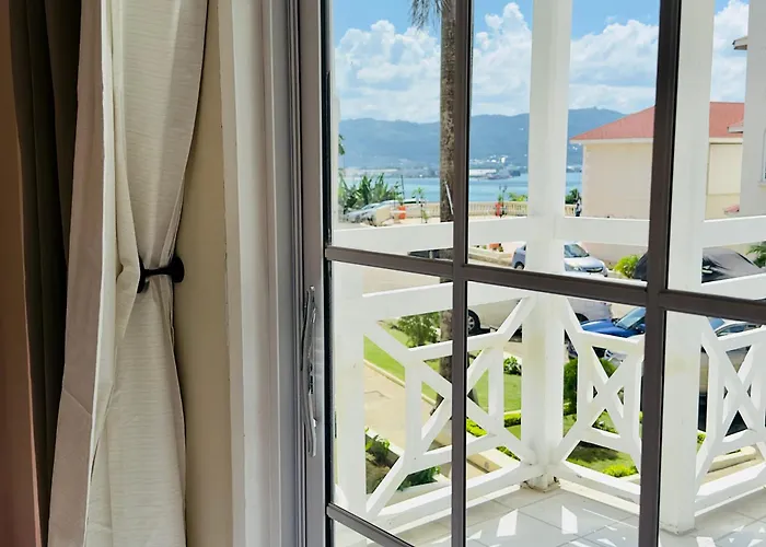 Apartment Falcon Oceanview 2br Condo-airport Transportation Available-24-7security Montego Bay