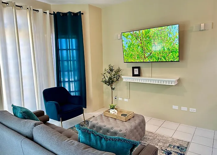 Falcon Oceanview 2br Condo-airport Transportation Available-24-7security * Montego Bay